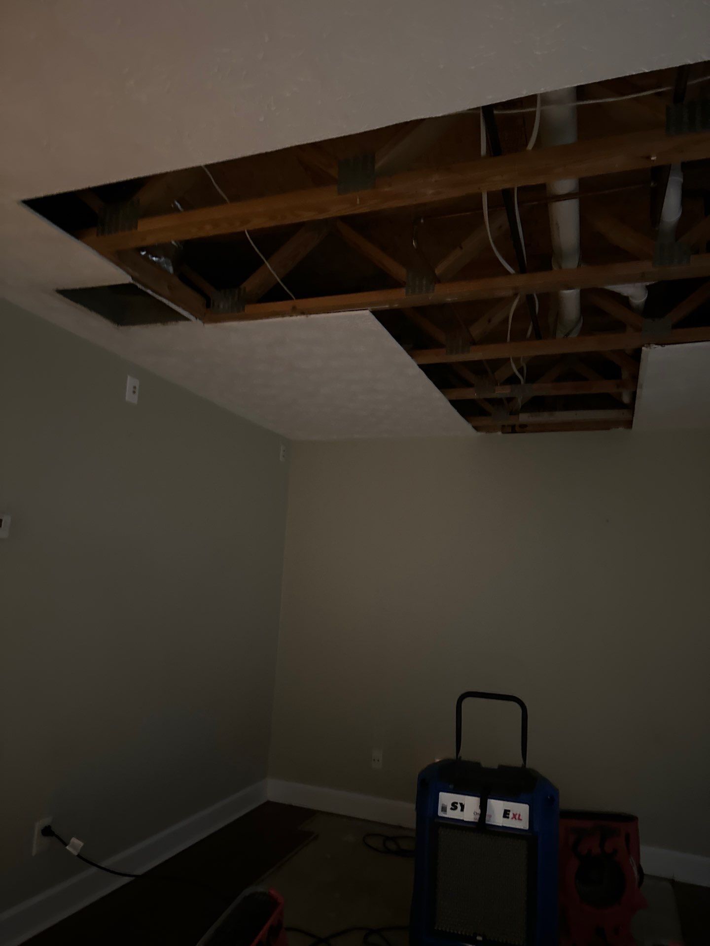 Water damage One stop restoration (9)